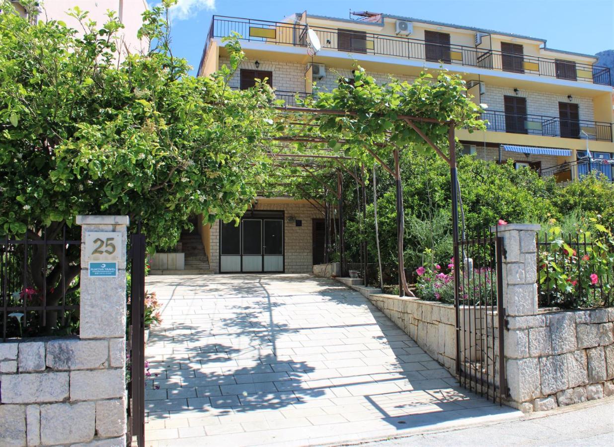 Slaven Apartment *